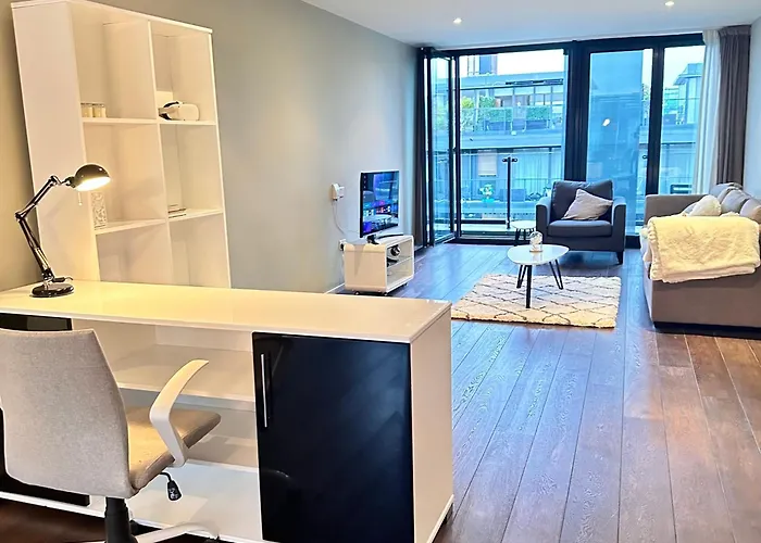 Urban Oasis アパート *